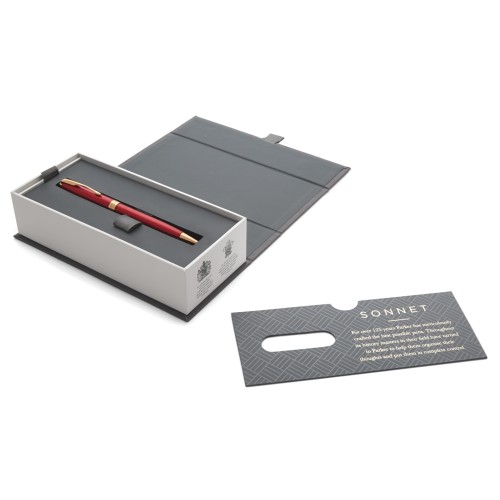 Шариковая ручка Parker Sonnet Core K539, Lacquer Intense Red GT